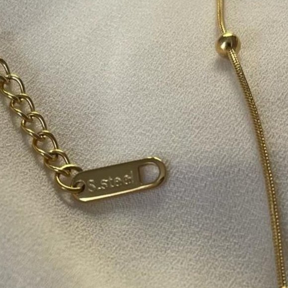 14K Gold Plated Stainless Steel Necklace set (2 pieces) - Picture 5 of 6